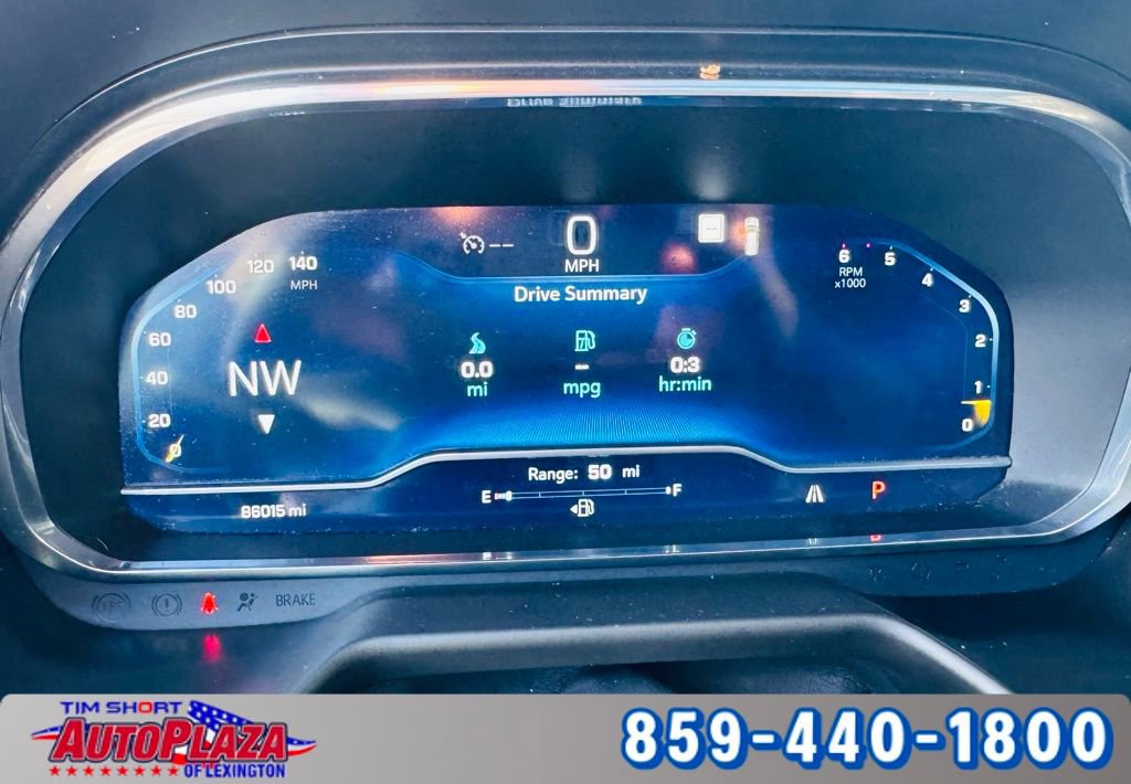 Used 2022 Chevrolet Suburban LT w/ Luxury Package image 5