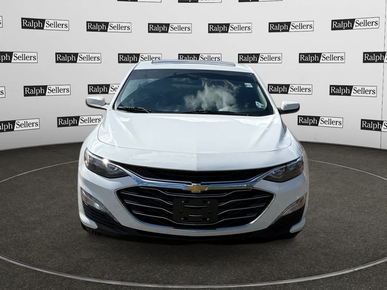 Used 2021 Chevrolet Malibu LT FWD image 8