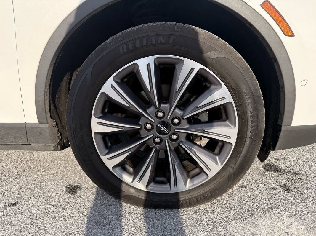 Used 2020 Lincoln Corsair Reserve w/ Equipment Group 201A image 30