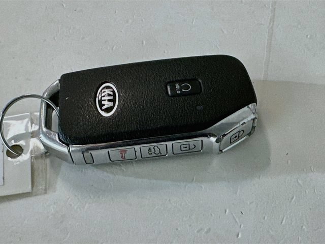 Used 2021 Kia Telluride LX AWD/4WD image 29