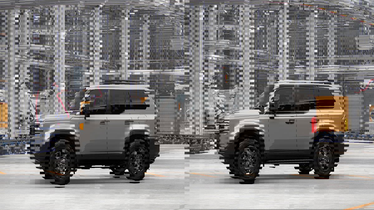 New 2027 Toyota Land Cruiser image 3