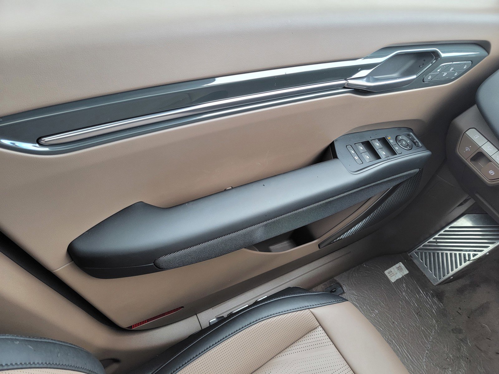 New 2026 Kia EV9 GT-Line image 30