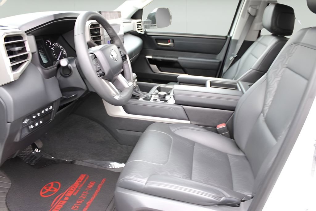 Used 2023 Toyota Tundra Limited AWD/4WD image 8