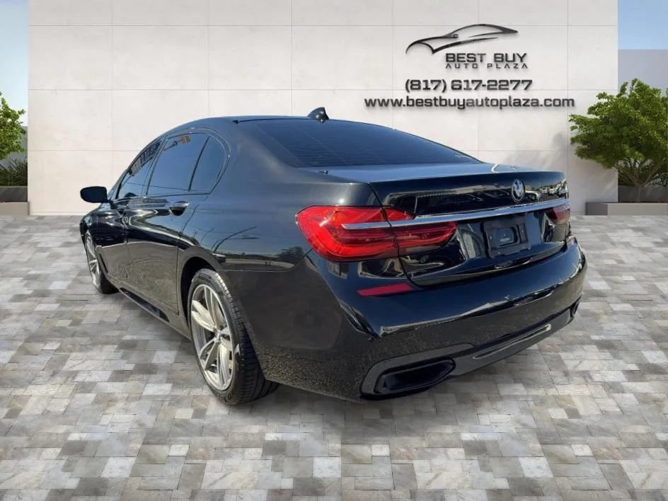 Used 2018 BMW 740i RWD image 7