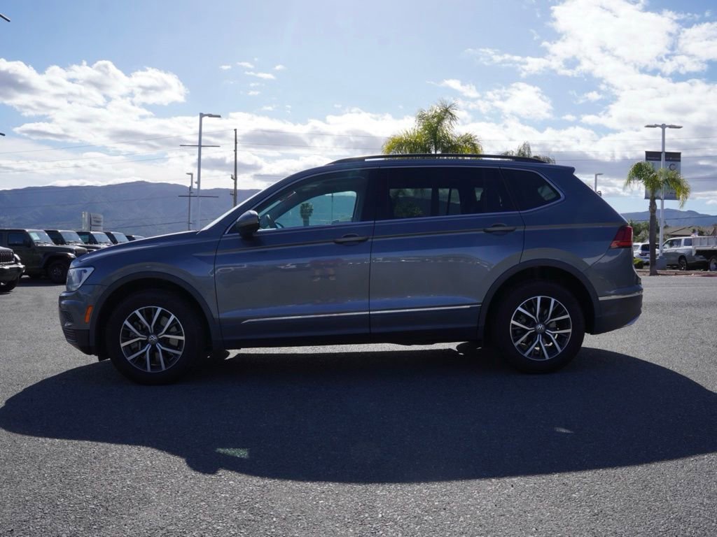 Used 2020 Volkswagen Tiguan SE w/ Panoramic Sunroof Package image 7