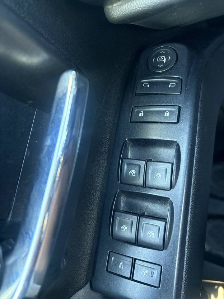 Used 2019 Chevrolet Silverado 2500 W/T AWD/4WD image 15