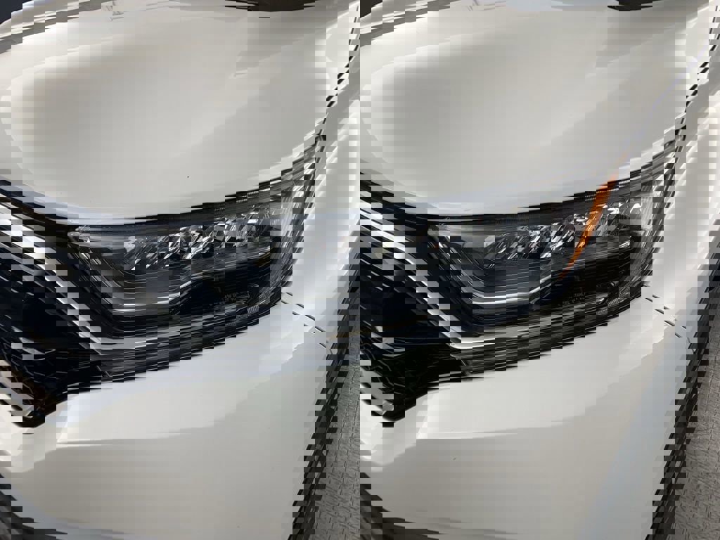 Used 2020 Honda CR-V LX image 11