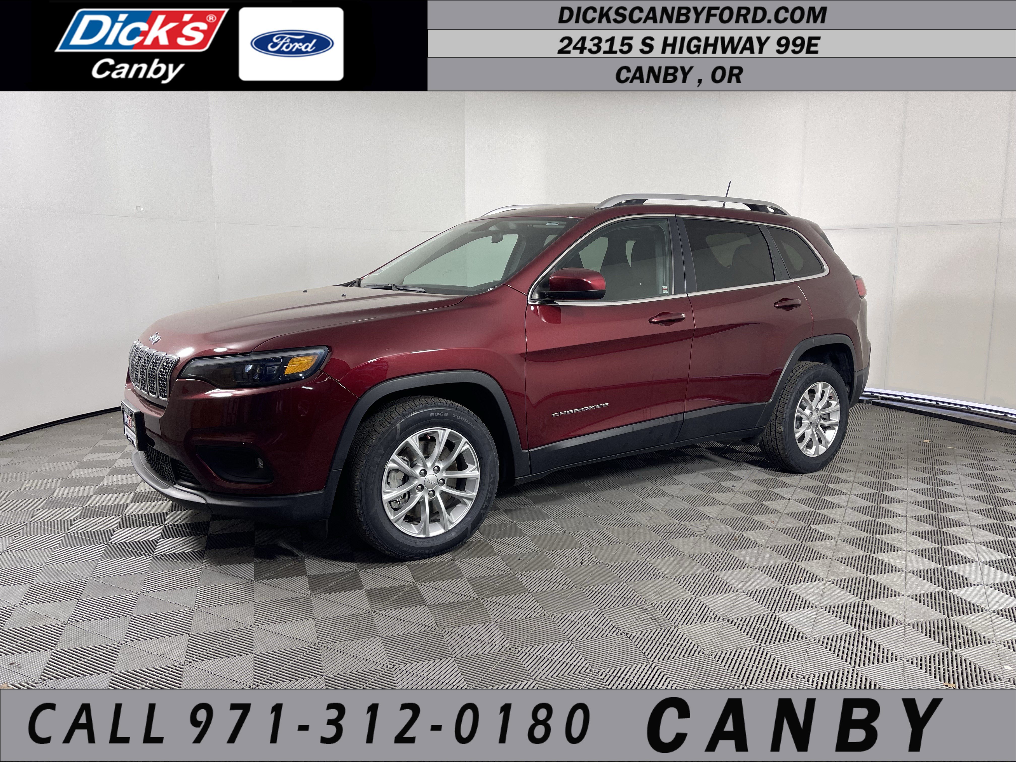 Used 2019 Jeep Cherokee Latitude w/ Popular Appearance Group