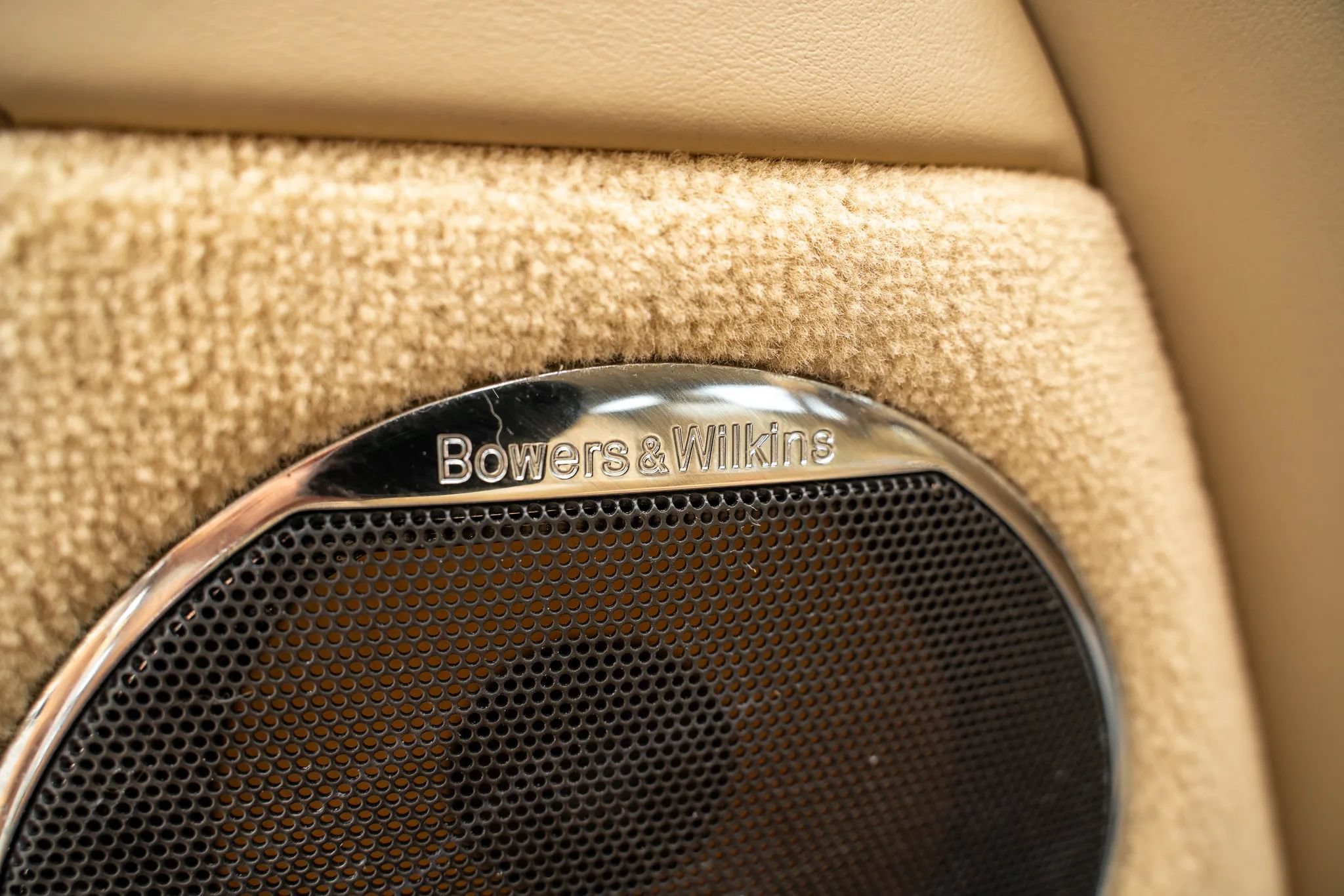 Used 2010 Jaguar XK Coupe RWD image 14