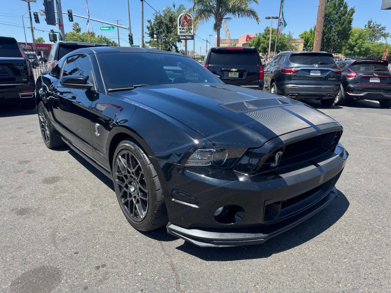 Used 2014 Ford Mustang Shelby GT500 w/ Equipment Group 821A RWD image 2