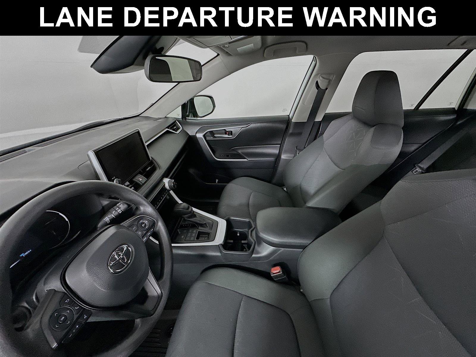 Certified 2025 Toyota RAV4 XLE AWD/4WD image 5