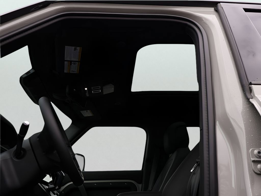 New 2026 Land Rover Defender 130 X-Dynamic SE AWD/4WD image 38