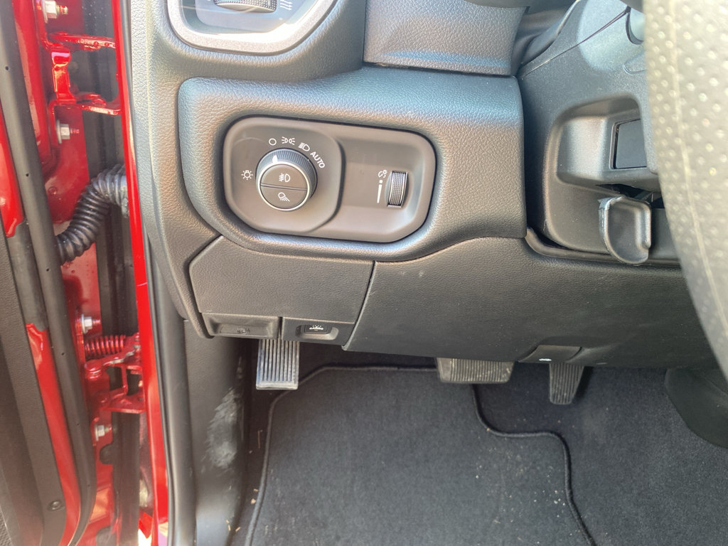 New 2026 RAM 2500 Tradesman AWD/4WD image 19