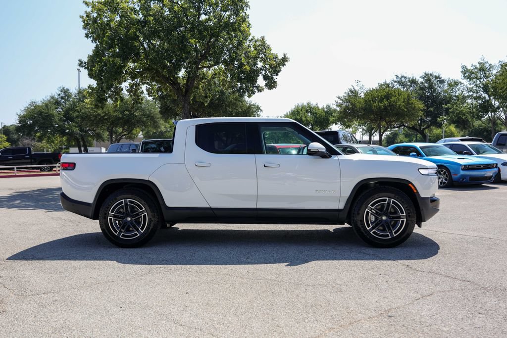 Used 2026 Rivian R1T Adventure AWD/4WD image 8