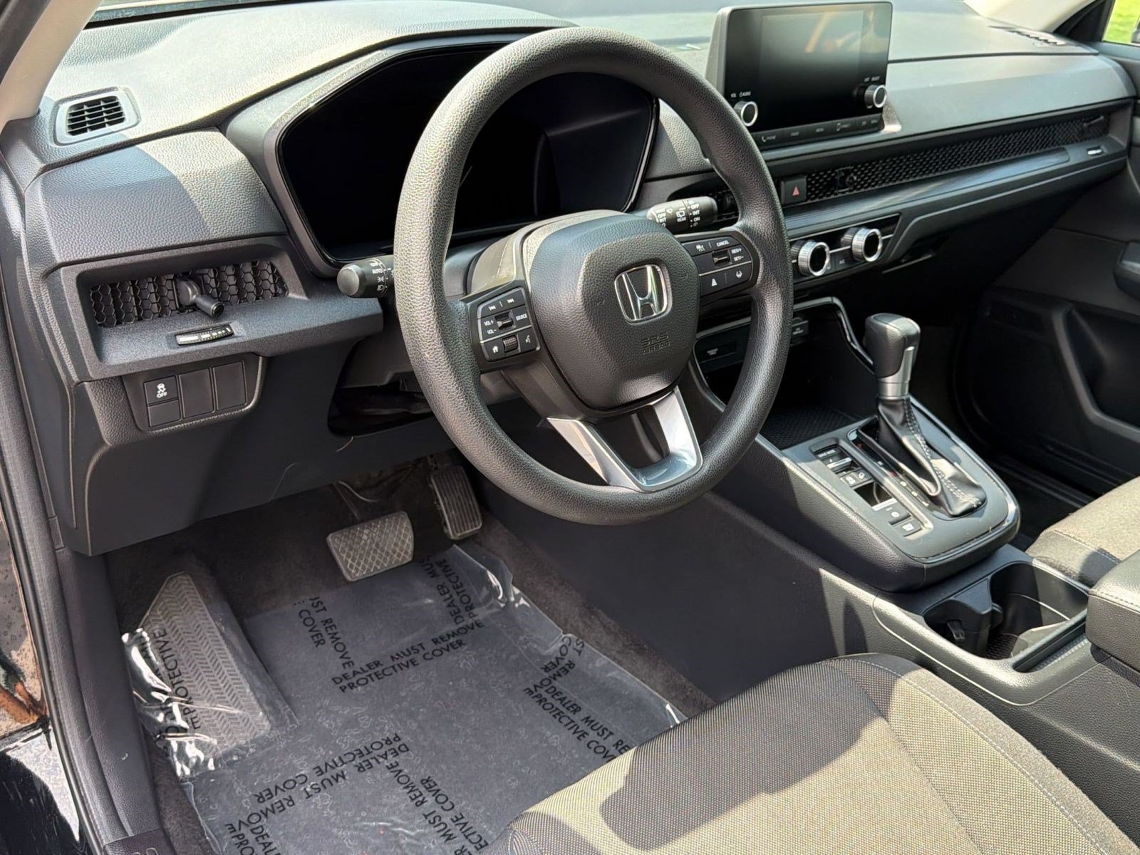 Used 2025 Honda CR-V LX image 4