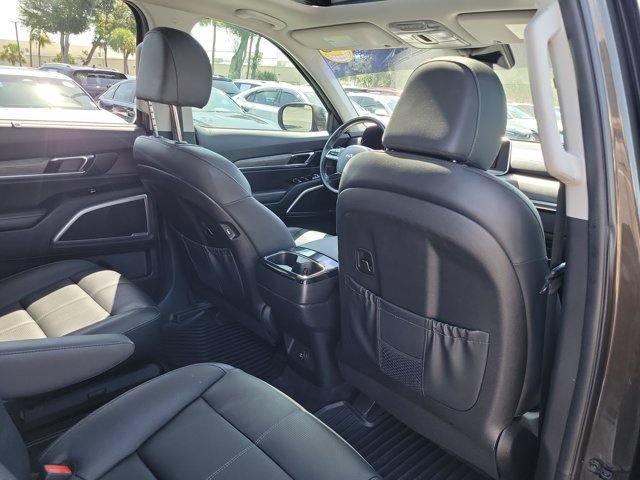 Used 2022 Kia Telluride EX w/ EX Premium Package AWD/4WD image 11