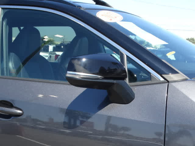 Used 2023 Toyota RAV4 XSE AWD/4WD image 7