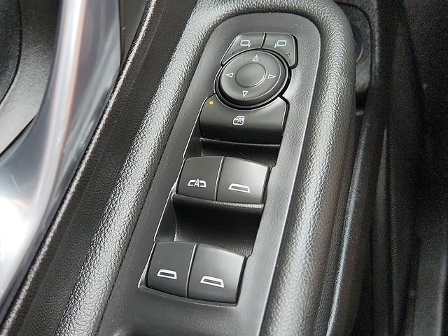 Used 2024 GMC Terrain SLT image 22