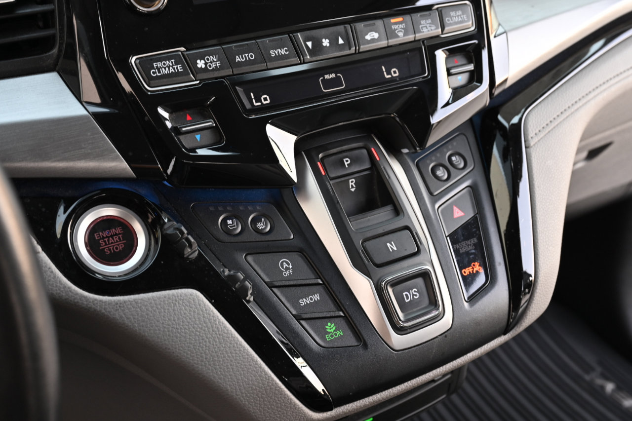 Used 2018 Honda Odyssey Elite image 47