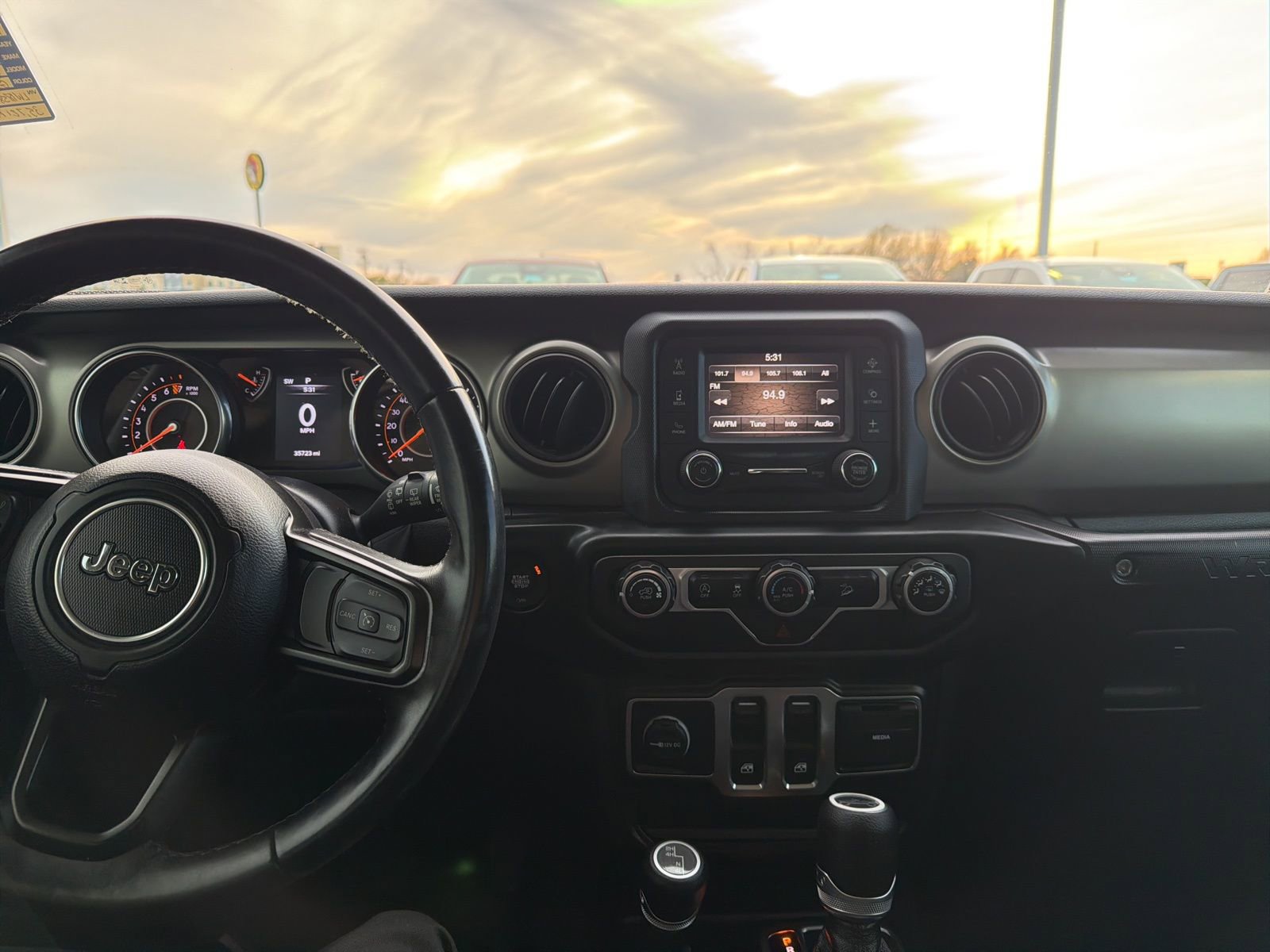 Used 2020 Jeep Wrangler Sport S image 22
