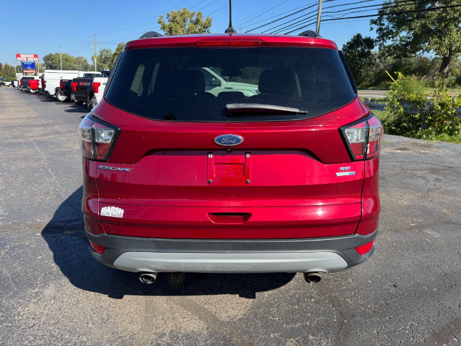 Used 2018 Ford Escape SE w/ SE SYNC Package AWD/4WD image 4