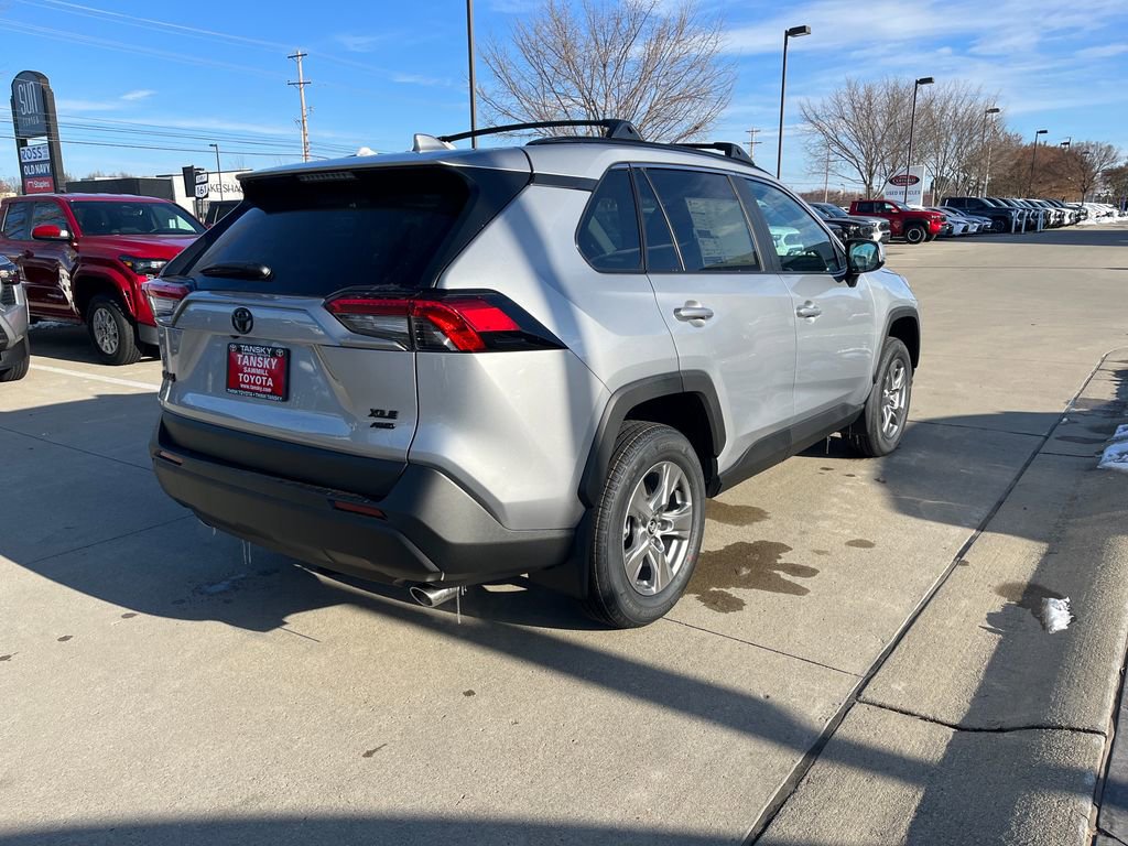 New 2025 Toyota RAV4 XLE image 5