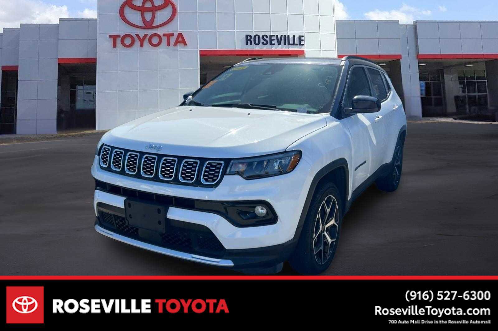 Used 2025 Jeep Compass Limited image 1