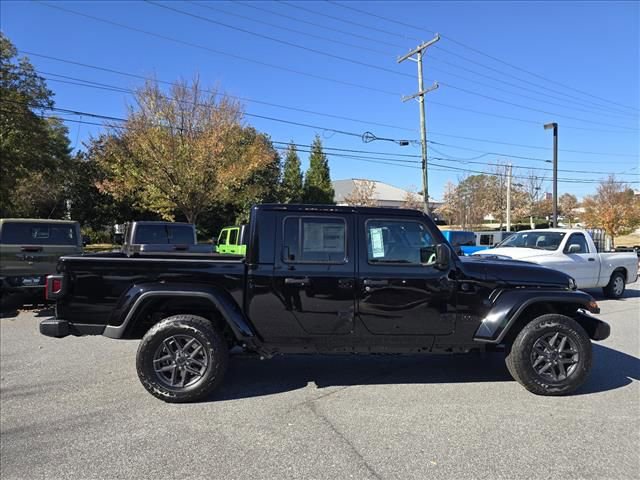 New 2026 Jeep Gladiator Sport AWD/4WD image 2