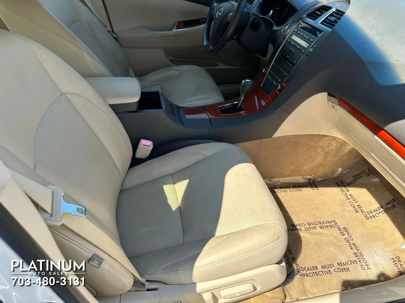 Used 2010 Lexus ES 350 w/ Preferred Accessory Package FWD image 12