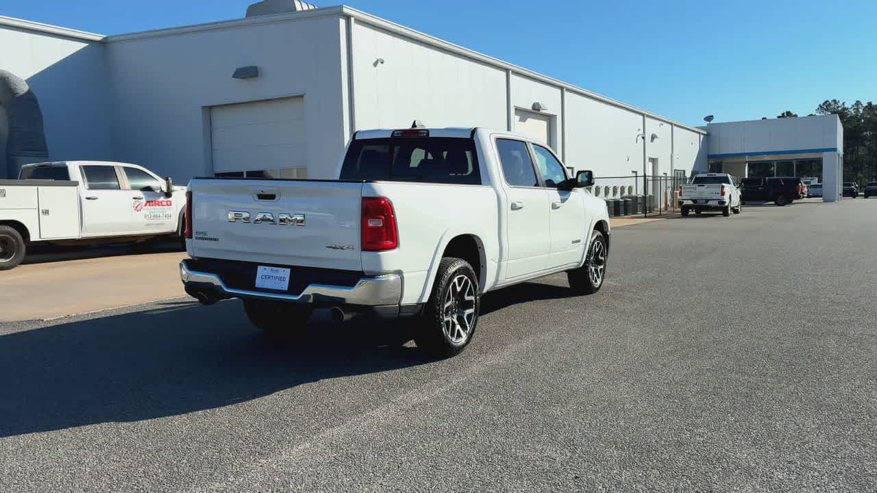 Used 2025 RAM 1500 Laramie AWD/4WD image 8