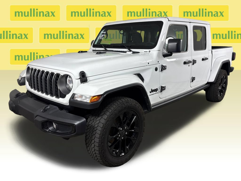 Used 2025 Jeep Gladiator Sport AWD/4WD image 14