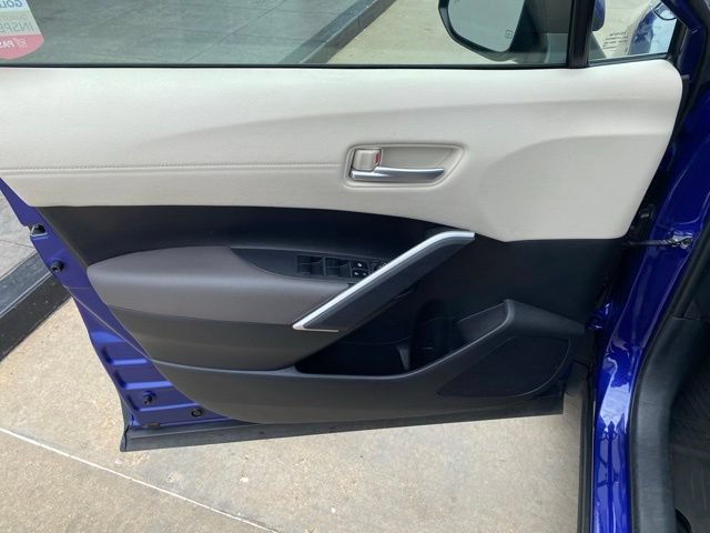 Certified 2023 Toyota Corolla Cross XLE w/ Convenience Package AWD/4WD image 17