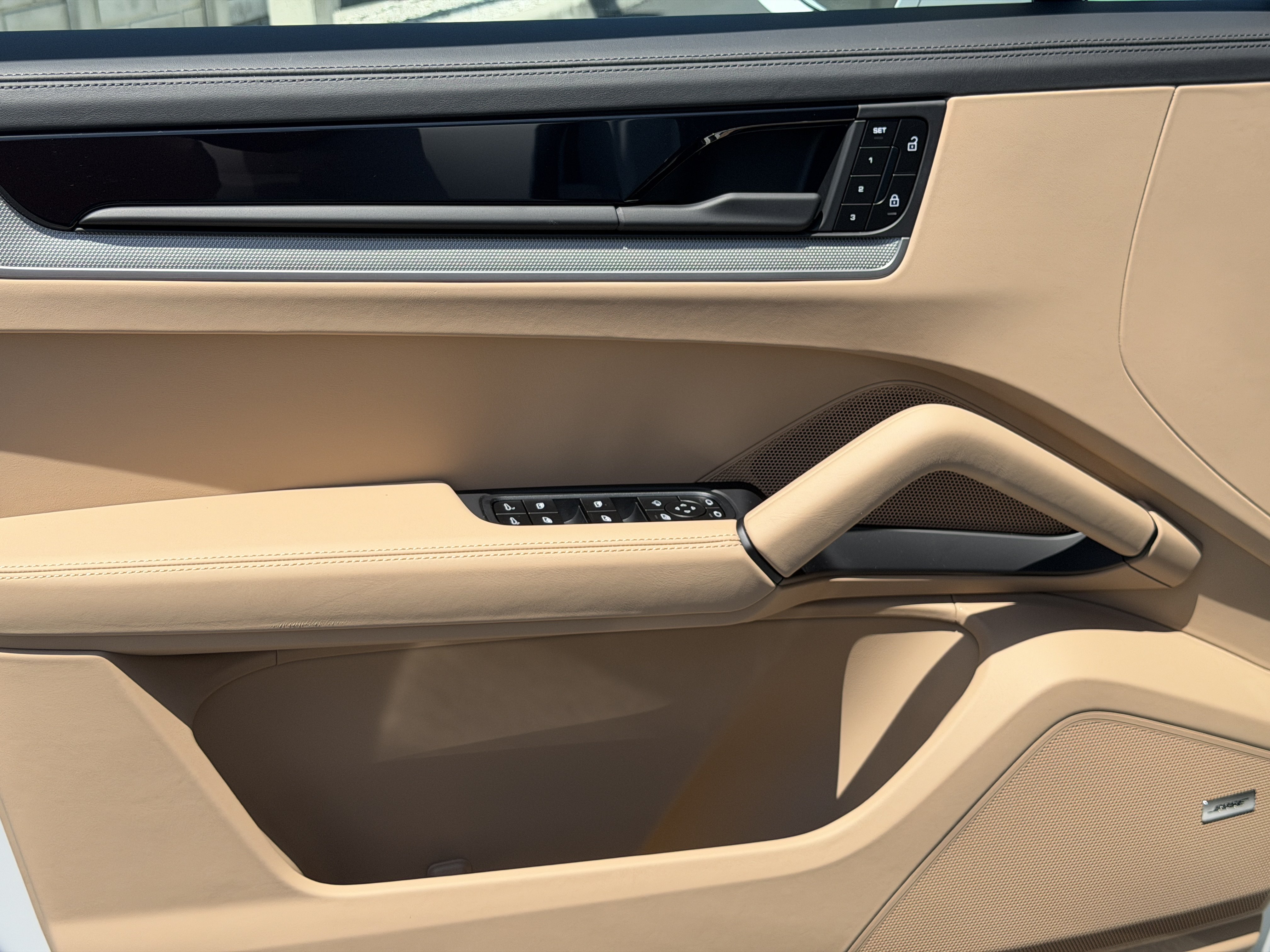 New 2026 Porsche Cayenne S AWD/4WD image 19