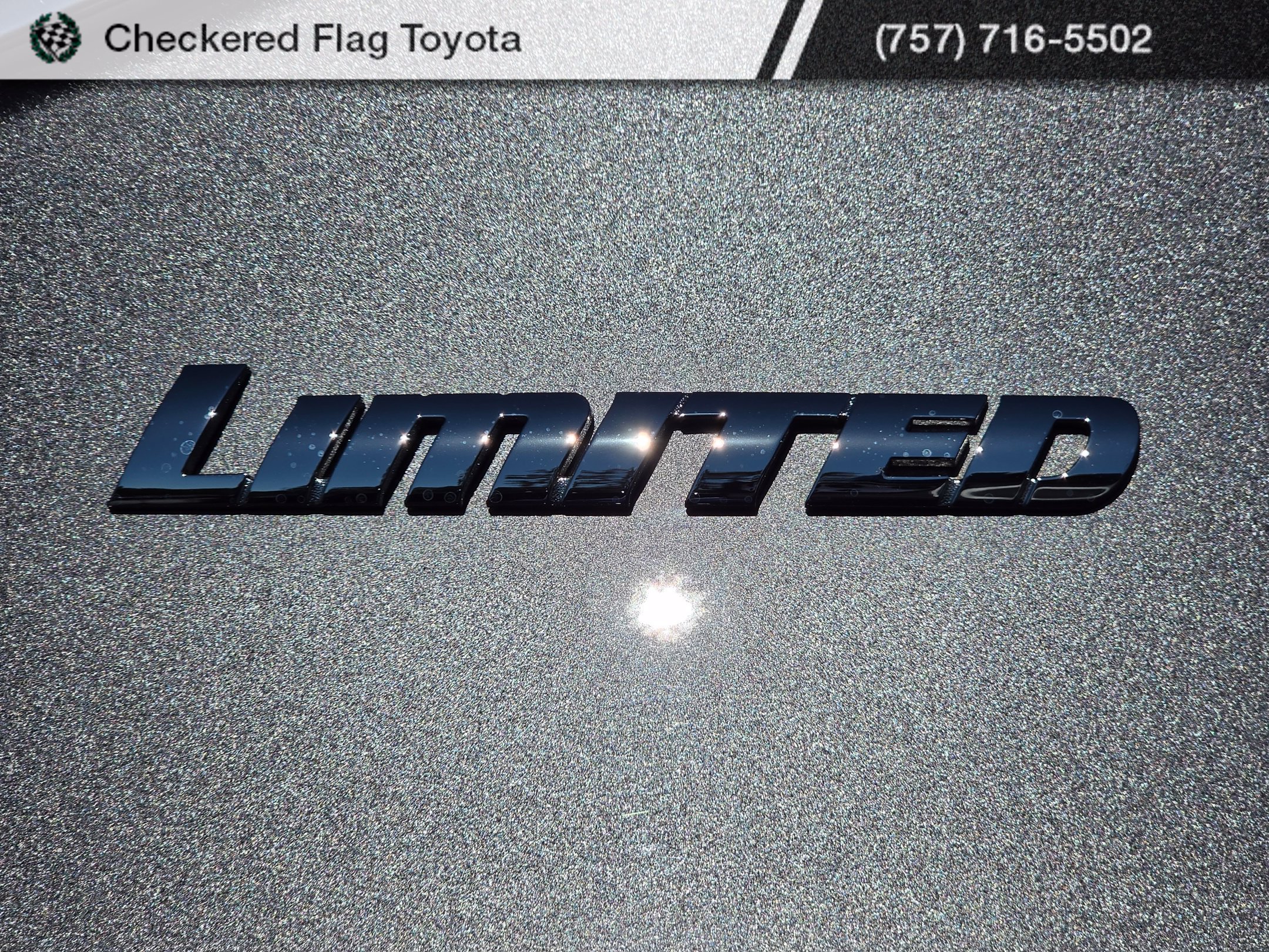 Used 2024 Toyota Tundra Limited AWD/4WD image 9
