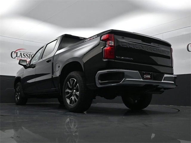 Used 2024 Chevrolet Silverado 1500 LT image 17