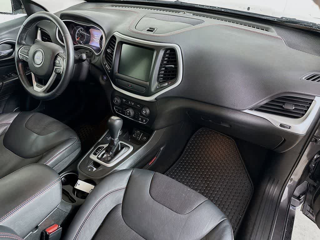 Used 2015 Jeep Cherokee Trailhawk w/ Comfort/Convenience Group AWD/4WD image 33