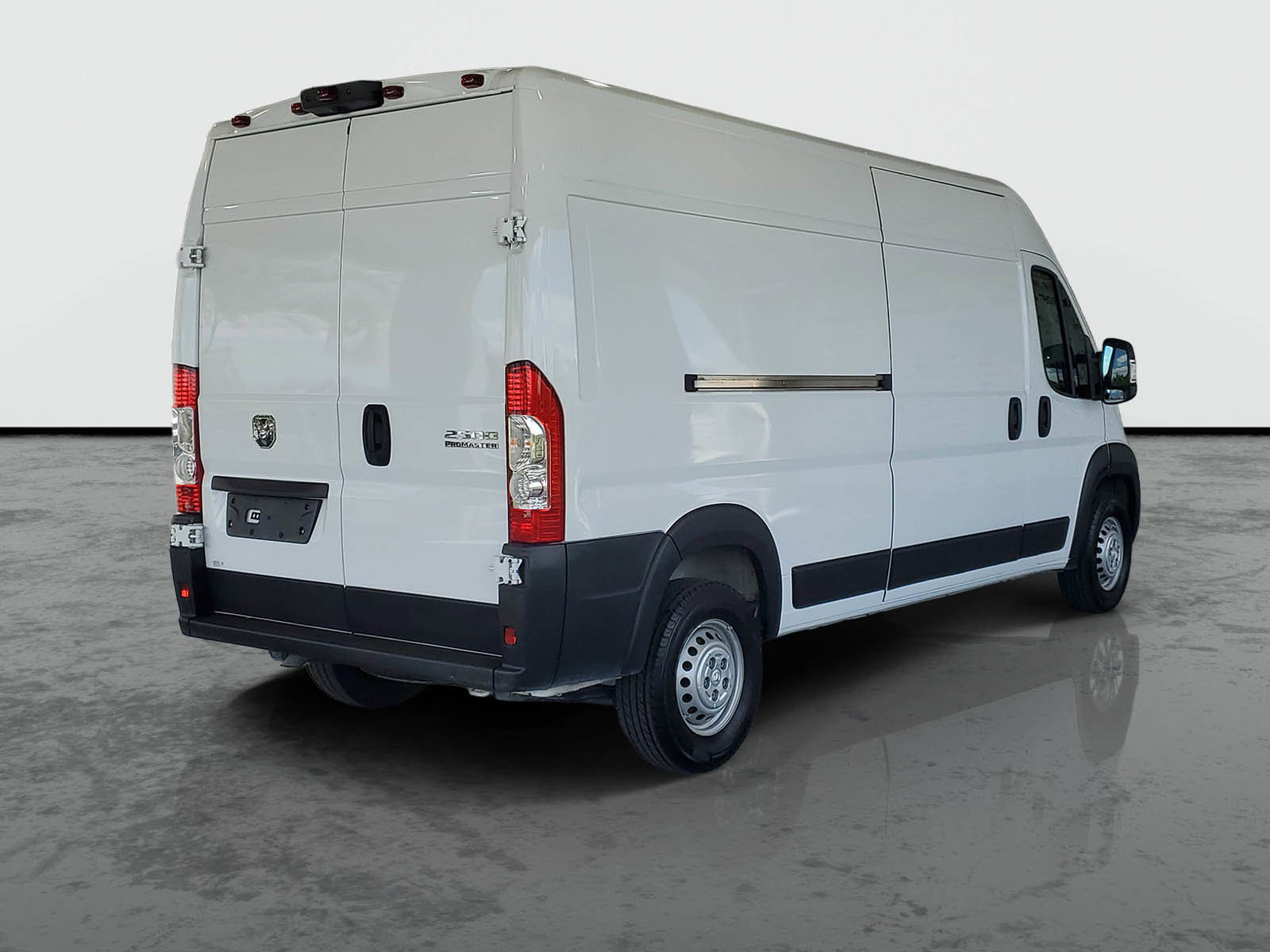 Used 2025 RAM ProMaster 2500 w/ Convenience Group FWD image 2