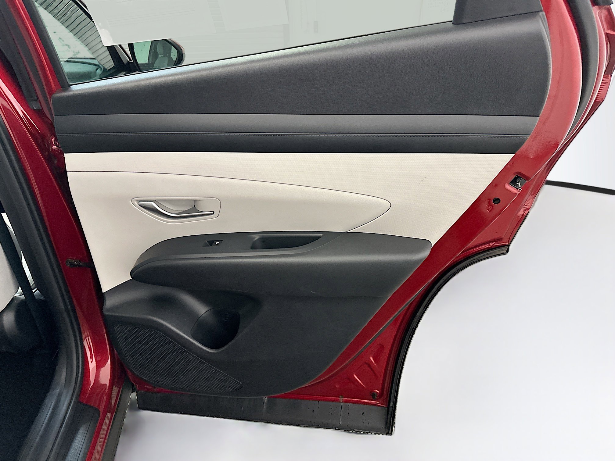 Used 2025 Hyundai Tucson SEL AWD/4WD image 32