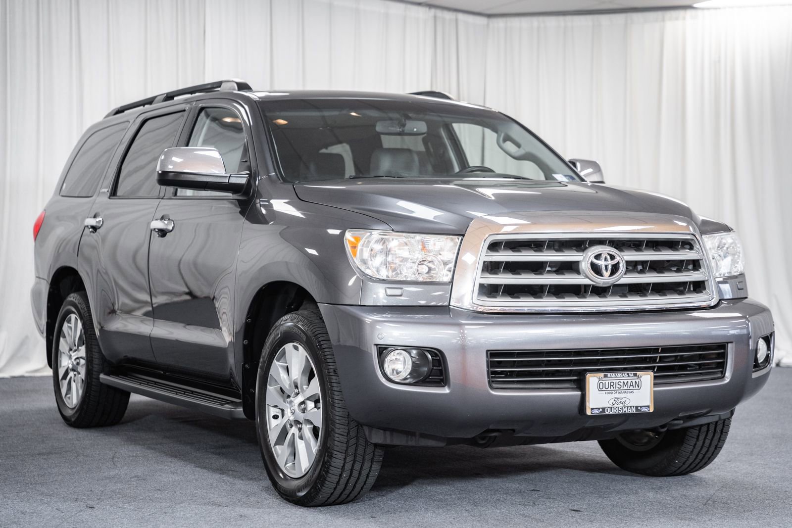 Used 2015 Toyota Sequoia Limited image 1