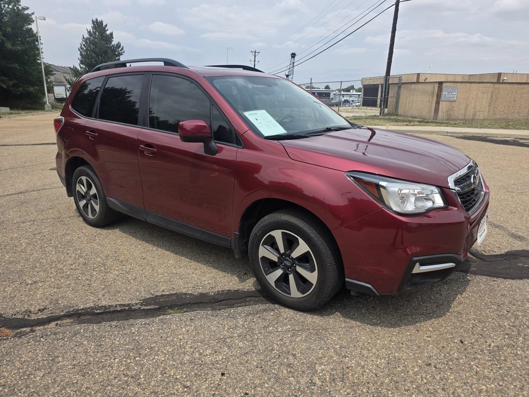 Used 2018 Subaru Forester 2.5i Premium w/ All-Weather Package AWD/4WD image 10