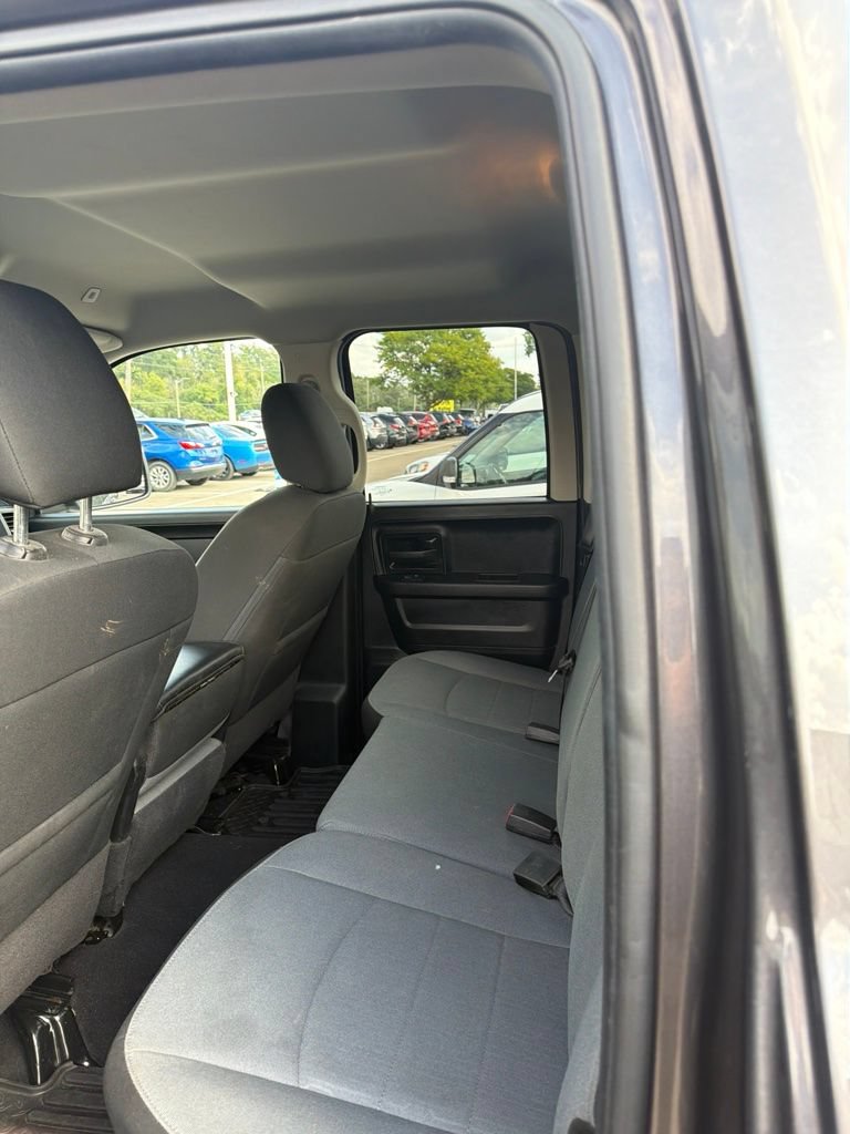 Used 2021 RAM 1500 Express w/ Wheel & Sound Group AWD/4WD image 8