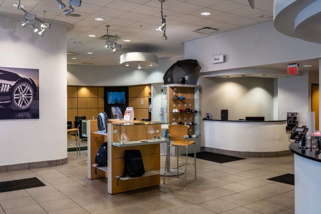 Certified 2023 Mercedes-Benz E 350 4MATIC Sedan image 33