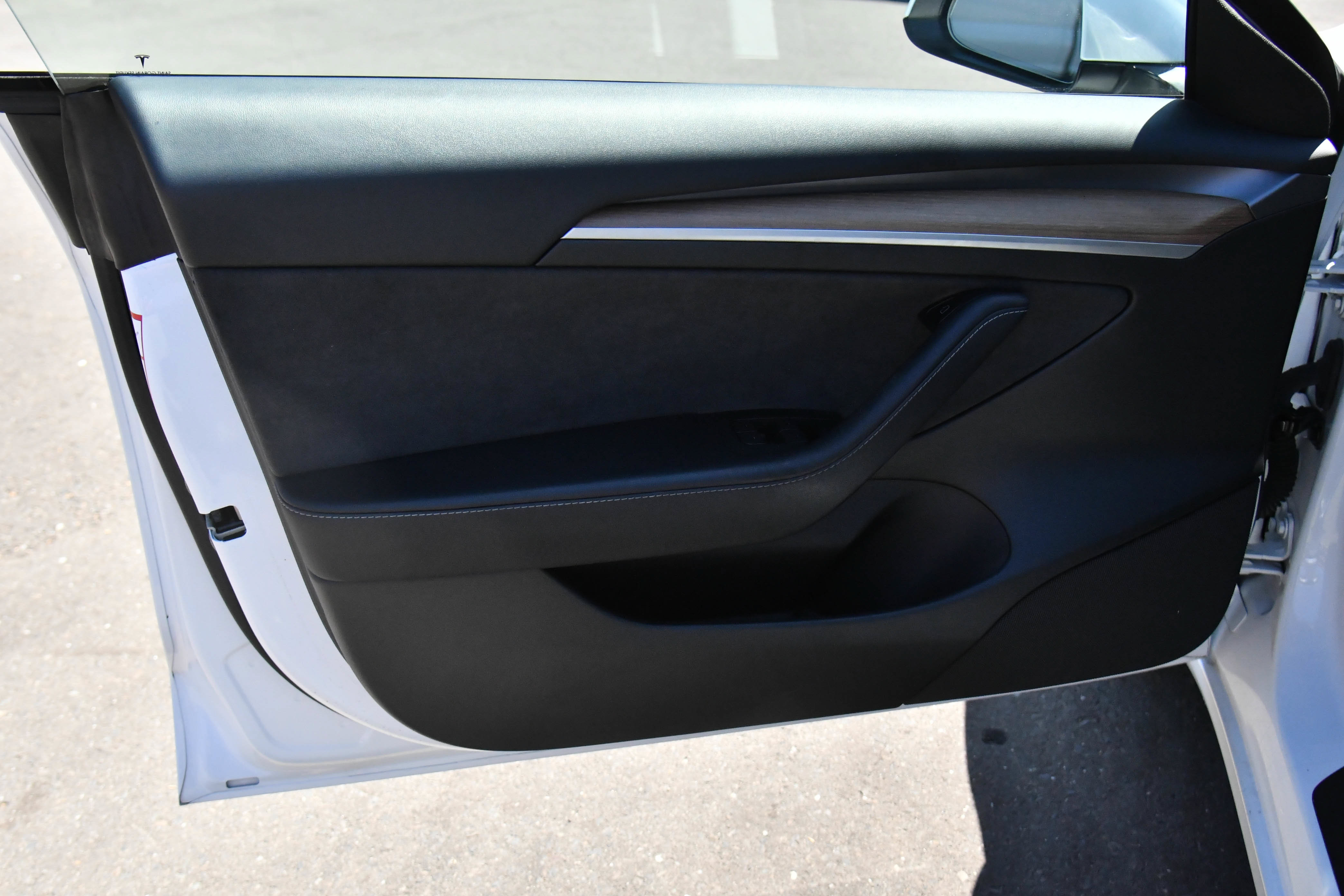 Used 2023 Tesla Model 3 Standard Range RWD image 13