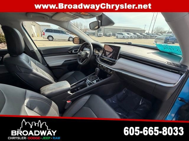 Used 2022 Jeep Compass Limited image 10