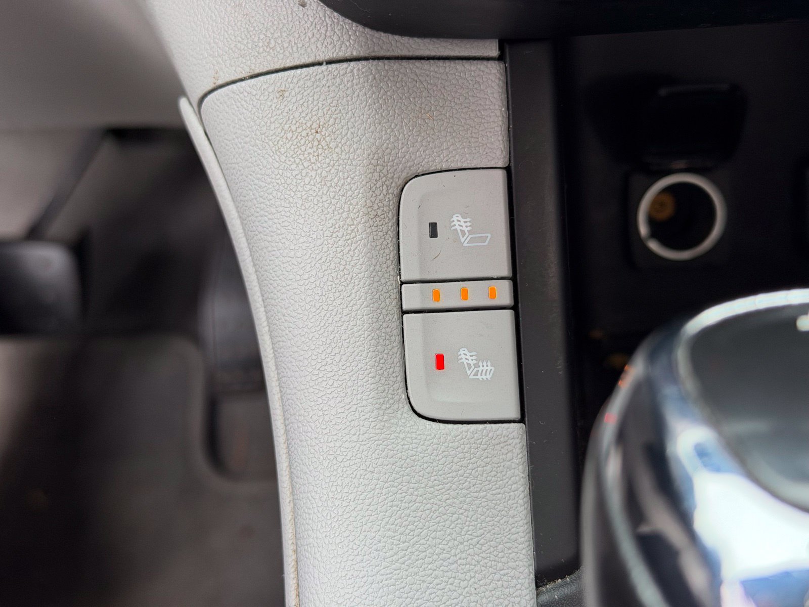 Used 2018 GMC Acadia SLT AWD/4WD image 9