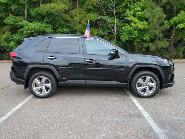 Used 2021 Toyota RAV4 Limited AWD/4WD image 3