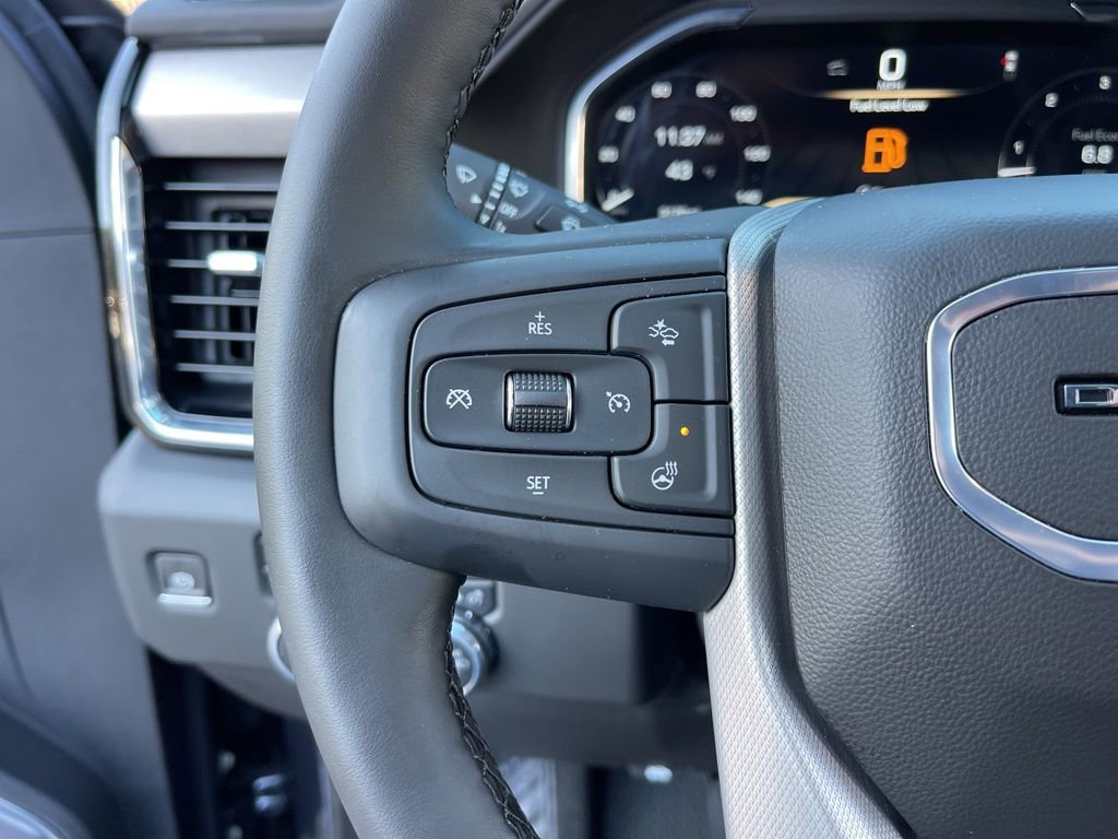 Used 2025 GMC Sierra 3500 Denali w/ Denali Reserve Package image 17