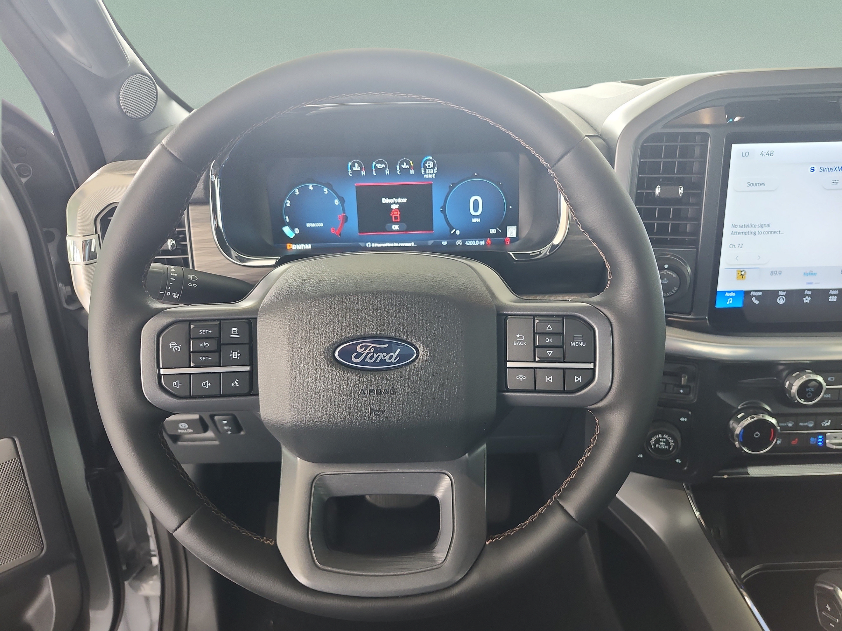 Used 2025 Ford F150 Lariat w/ Equipment Group 501A Mid AWD/4WD image 9