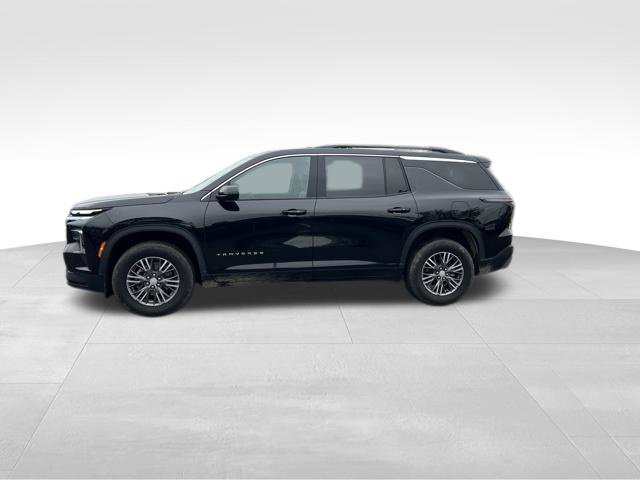 Used 2026 Chevrolet Traverse LT AWD/4WD image 4