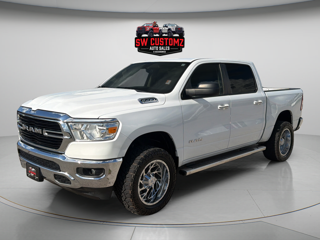 Used 2020 RAM 1500 Big Horn AWD/4WD image 3